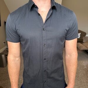 boohooMan Short Sleeve Men's Large Black Bartender Waiter Tight Fitting Shirt